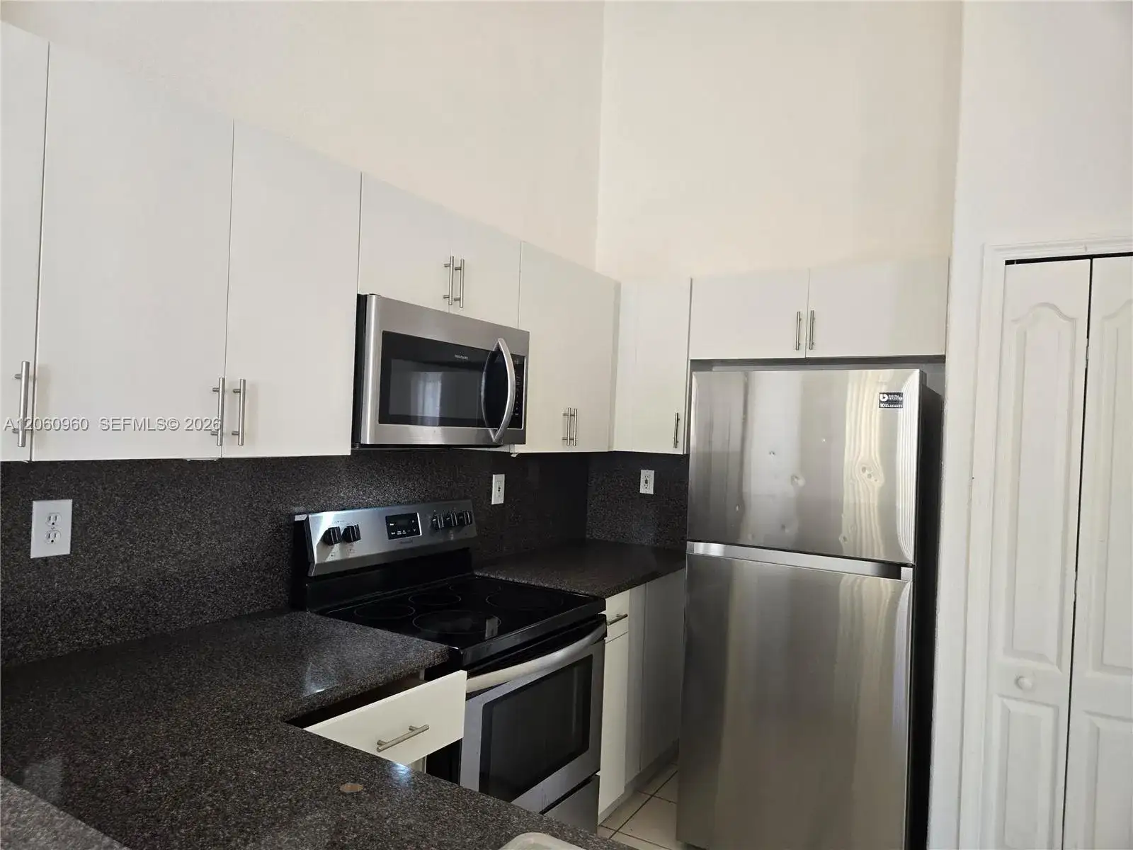 2758 SE 17th Ave # 203, Homestead FL 33035 photo 4