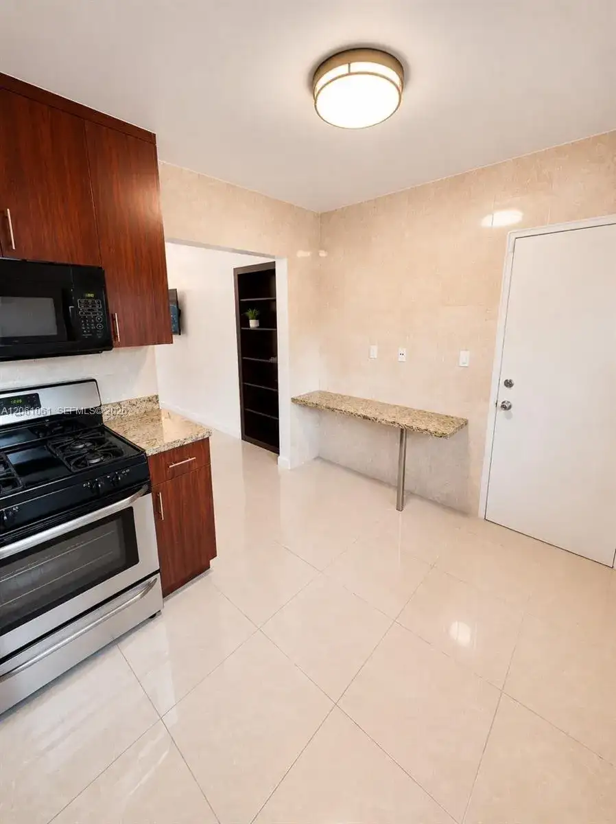 1050 94th St # 4, Bay Harbor Islands FL 33154 photo 3