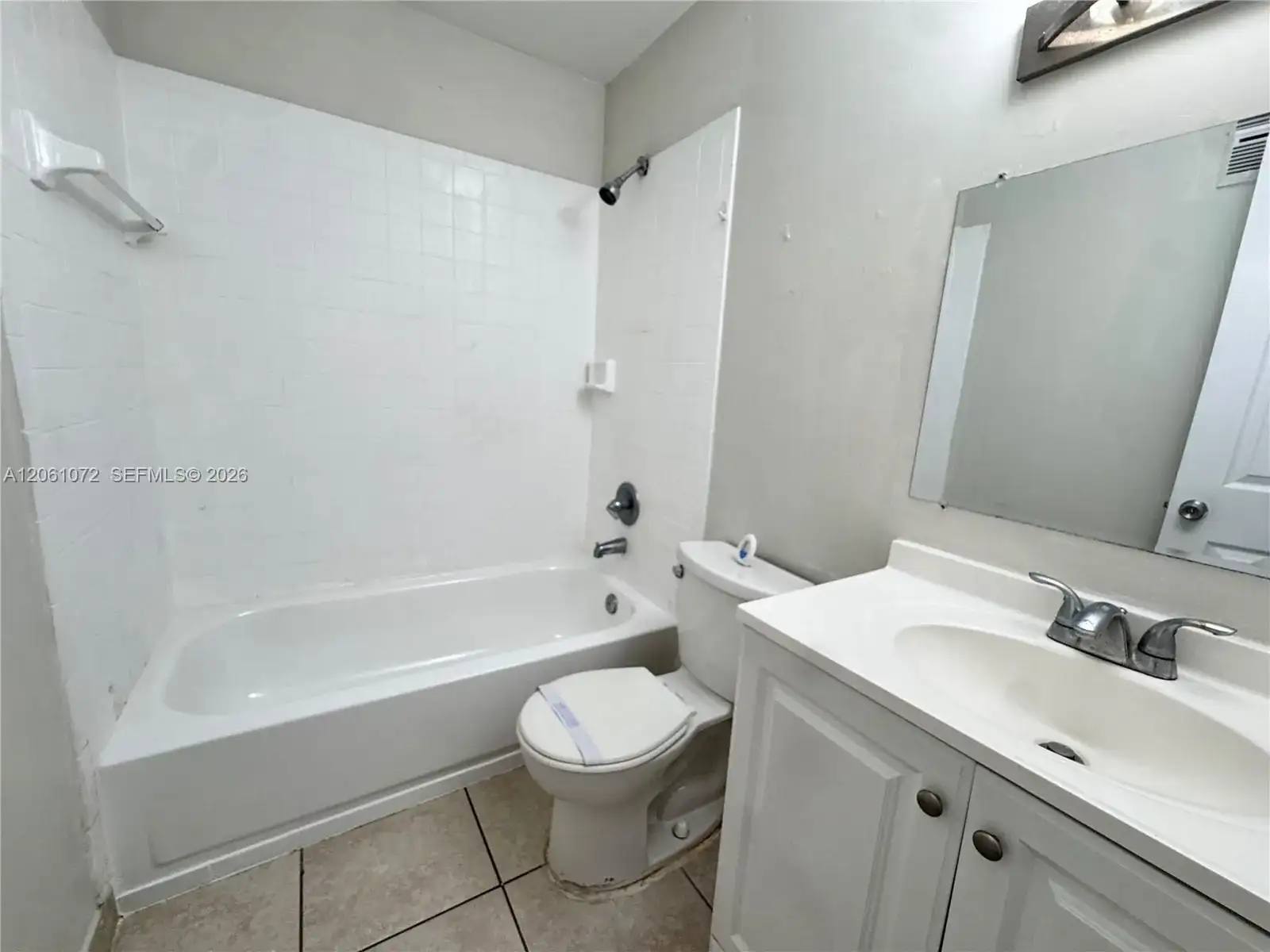95 NE 41st St # J153, Oakland Park FL 33334 photo 3