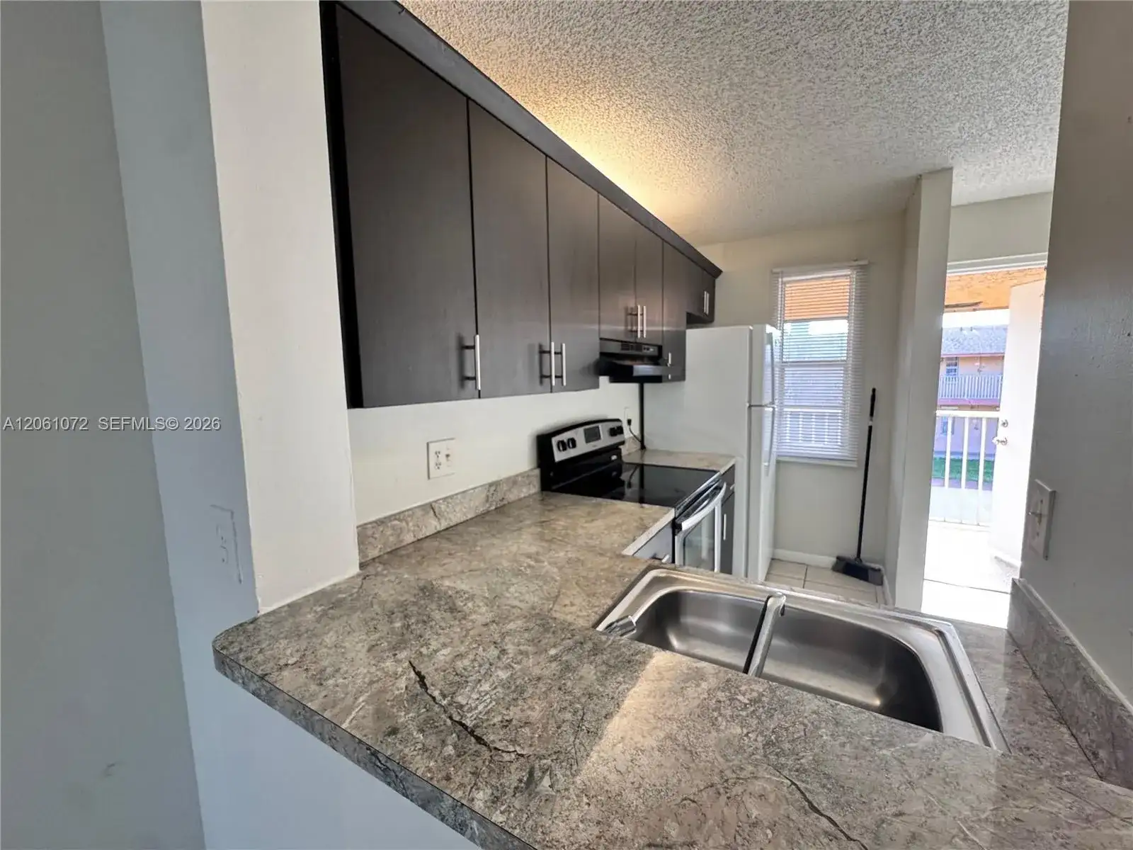 95 NE 41st St # J153, Oakland Park FL 33334 photo 5