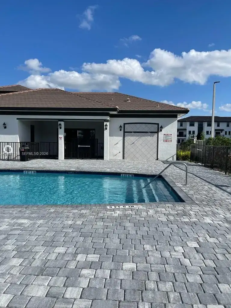 15520 SW 136th St # 210, Miami FL 33196 photo 2