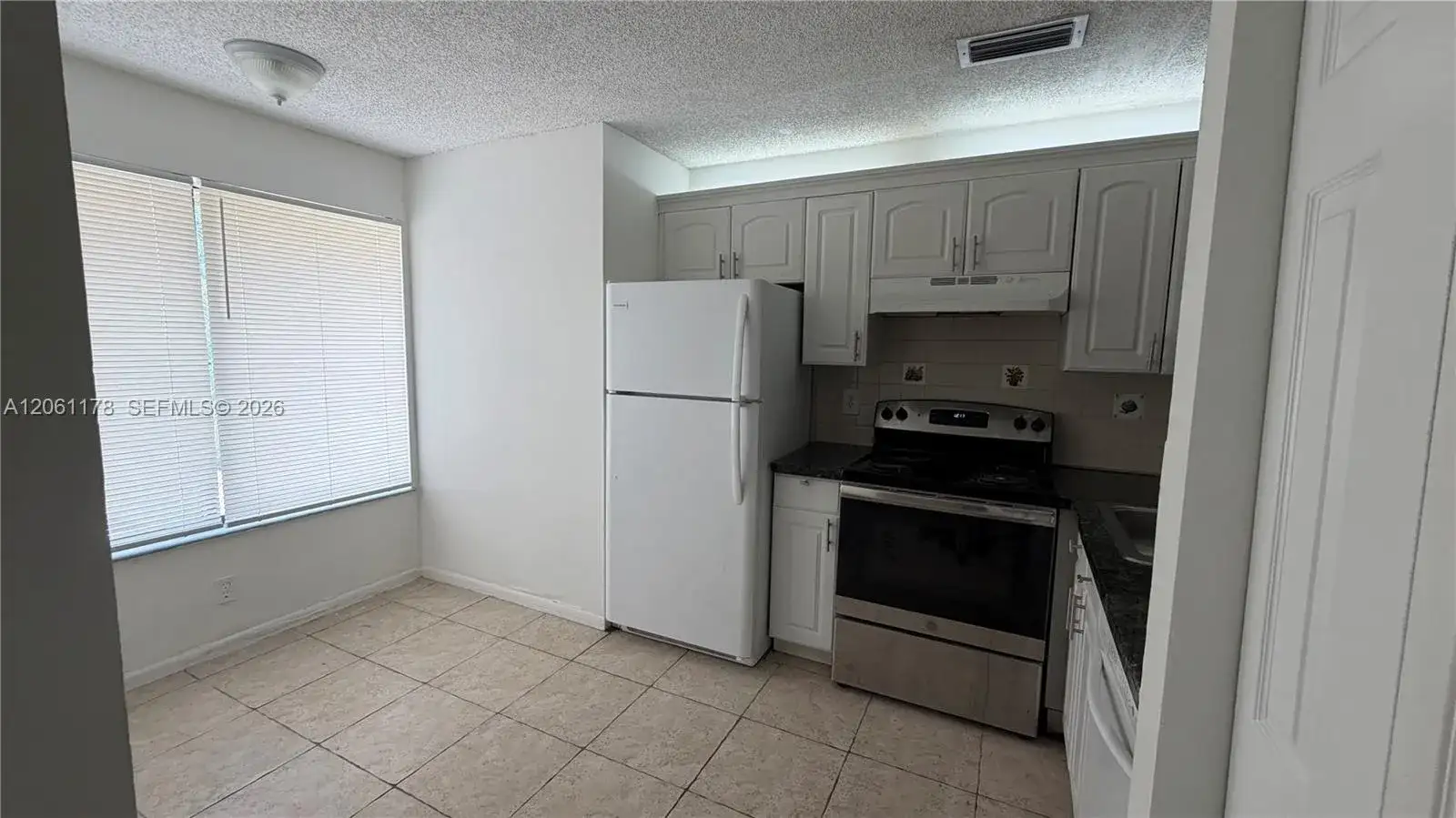 2550 Riverside Dr # 223, Coral Springs FL 33065 photo 3