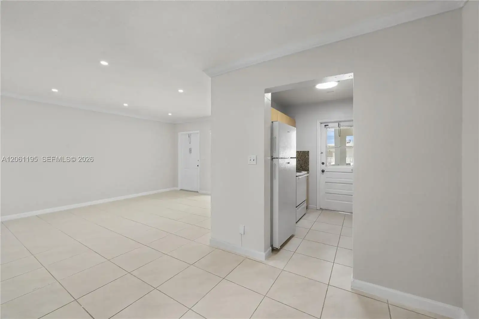 5450 Hollywood Blvd # 202, Hollywood FL 33021 photo 4