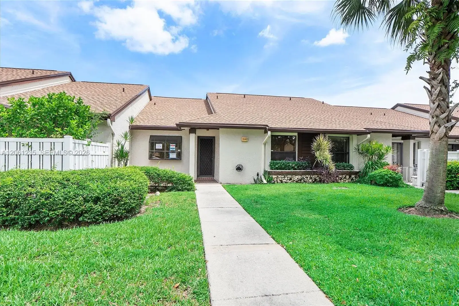 3342 Carambola Cir S, Coconut Creek FL 33066 photo 3