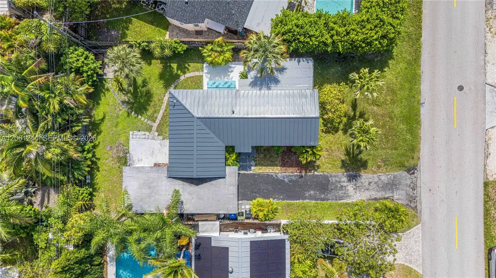 731 NE 16th St, Fort Lauderdale FL 33304 photo 4