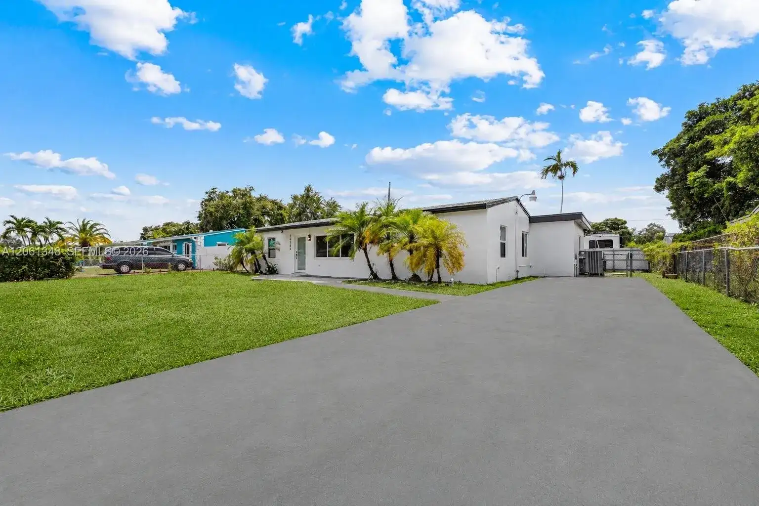16100 NW 28th Ct, Miami Gardens FL 33054 photo 4