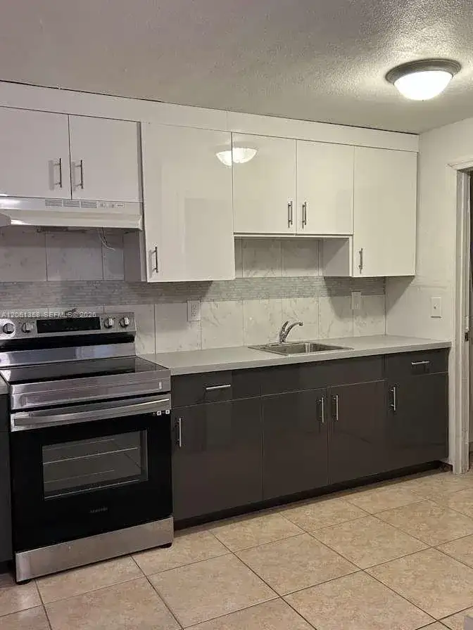 236 NW 9th Ave, South Bay FL 33493 photo 3