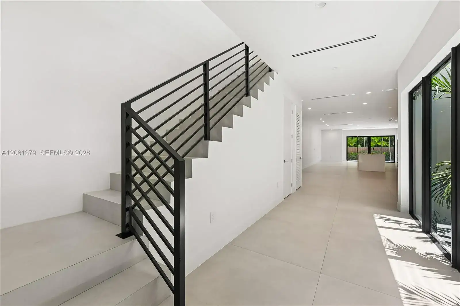 3352 SW 28th Ter, Miami FL 33133 photo 4