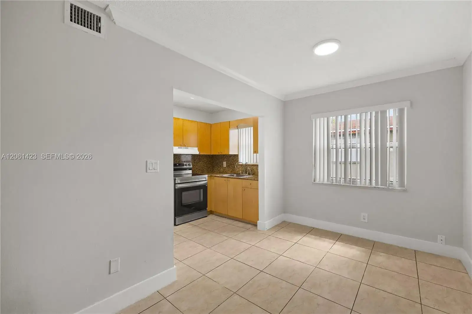 4933 Hollywood Blvd # 103, Hollywood FL 33021 photo 2
