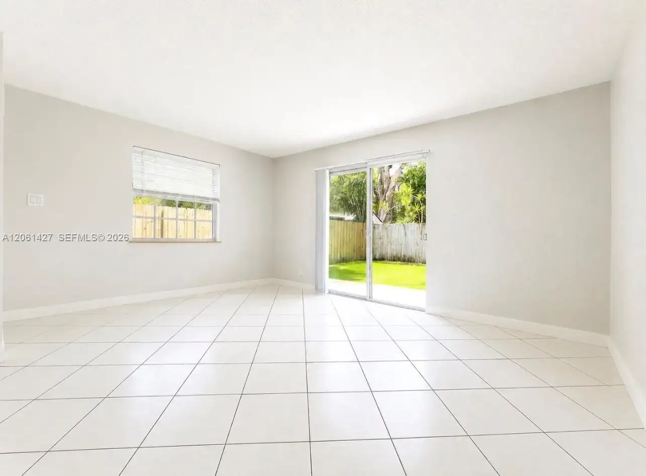 731 SW 14th Ave # 4, Fort Lauderdale FL 33312 photo 3