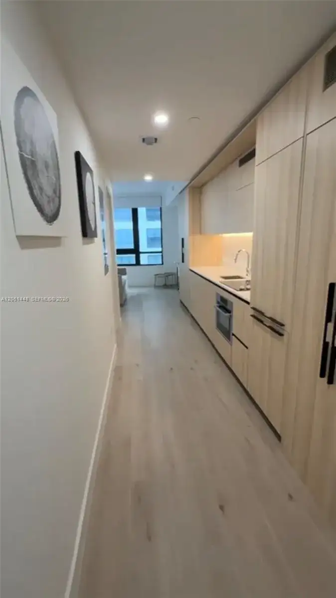 225 N Miami Ave # 1506, Miami FL 33128 photo 3