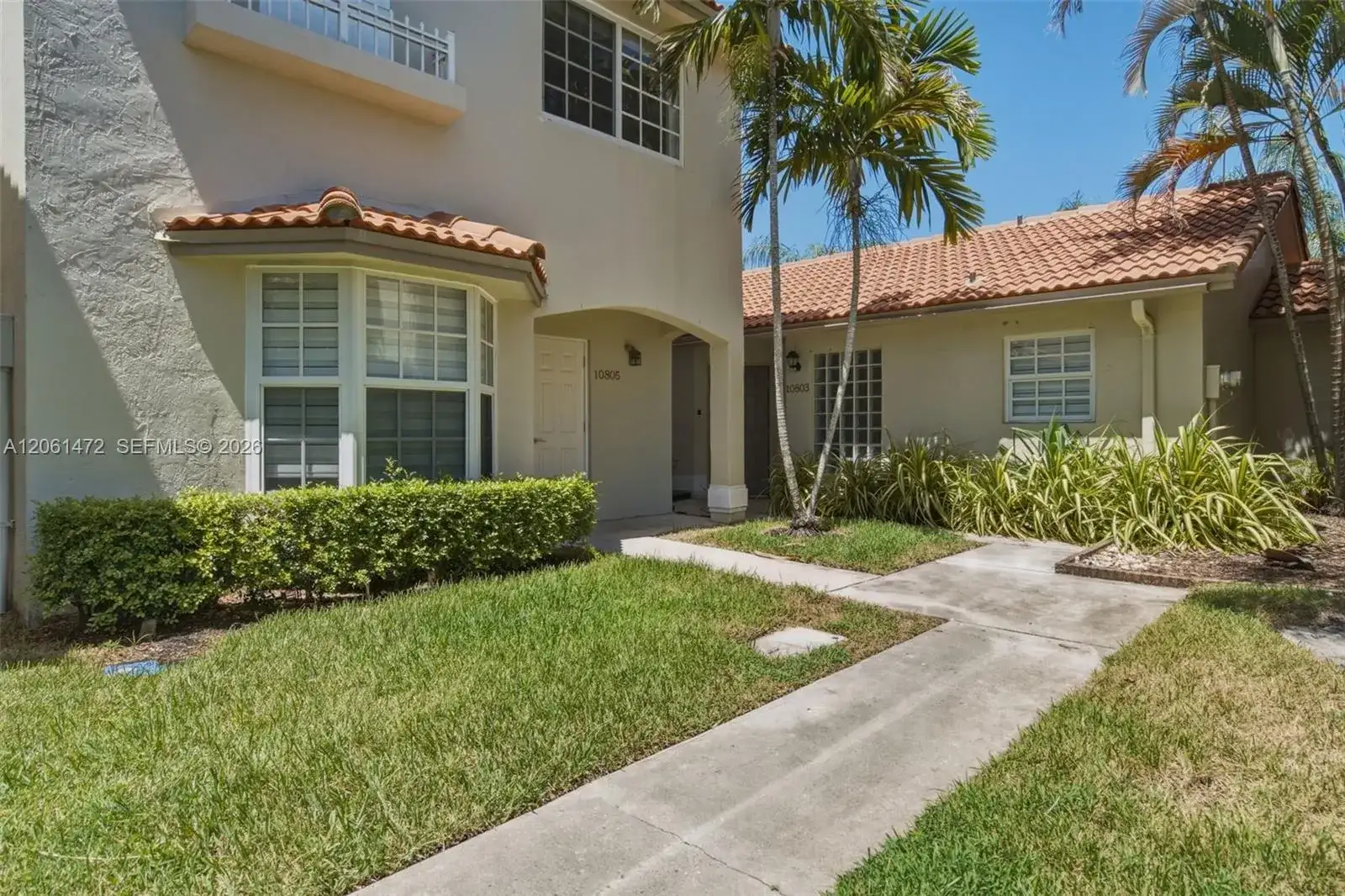 10805 NW 3rd Ct, Pembroke Pines FL 33026 photo 2