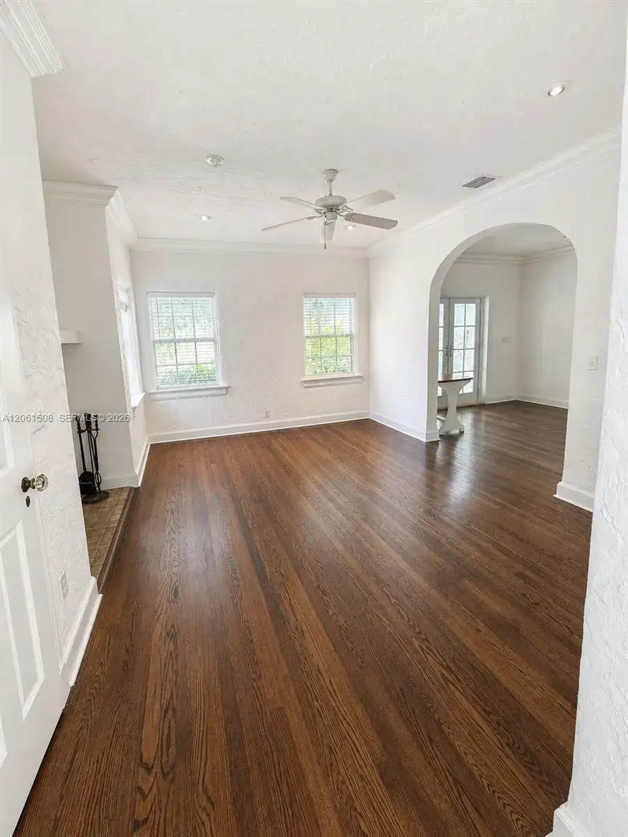 231 Viscaya Ave, Coral Gables FL 33134 photo 4