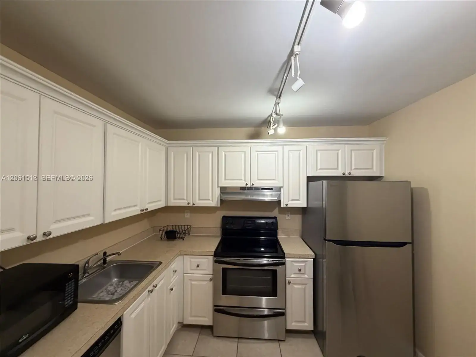 711 N Pine Island Rd # 121, Plantation FL 33324 photo 4