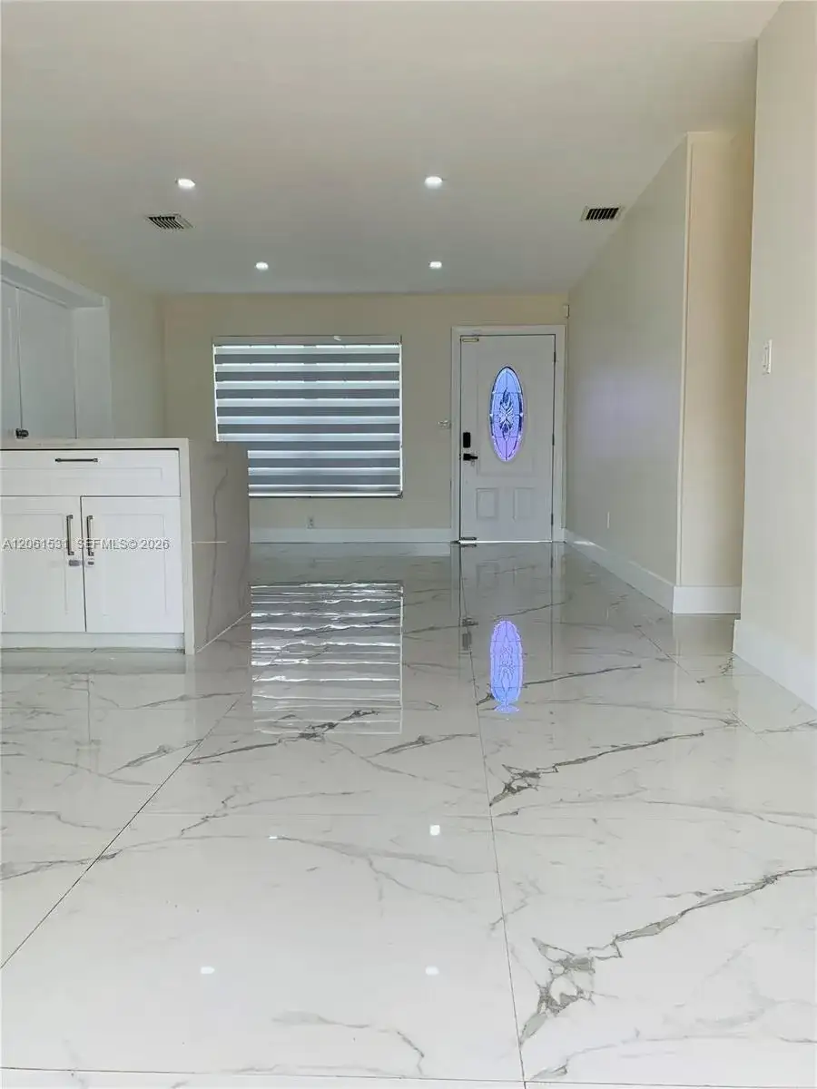 17010 NW 53rd Ave, Miami Gardens FL 33055 photo 3