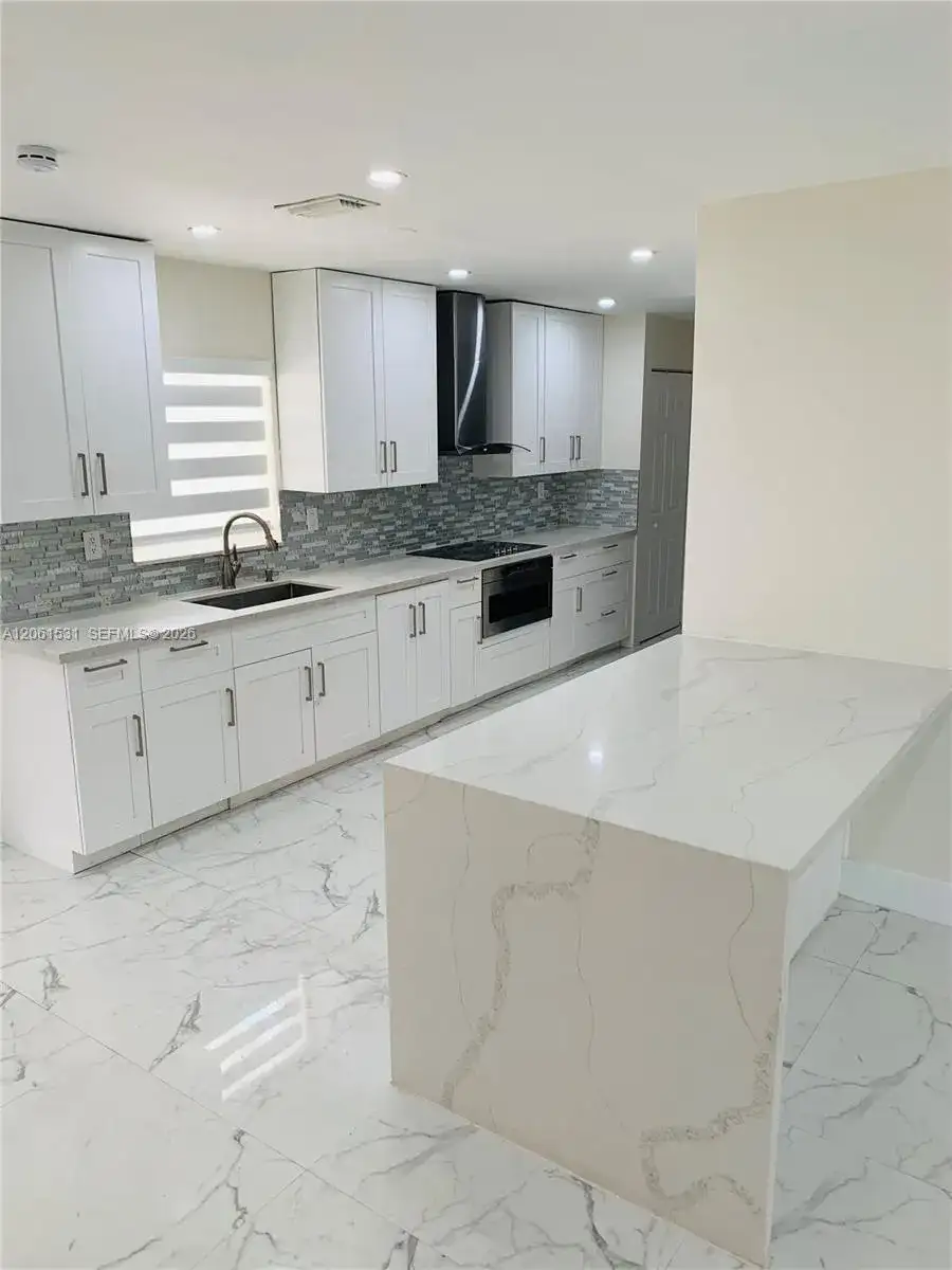17010 NW 53rd Ave, Miami Gardens FL 33055 photo 4