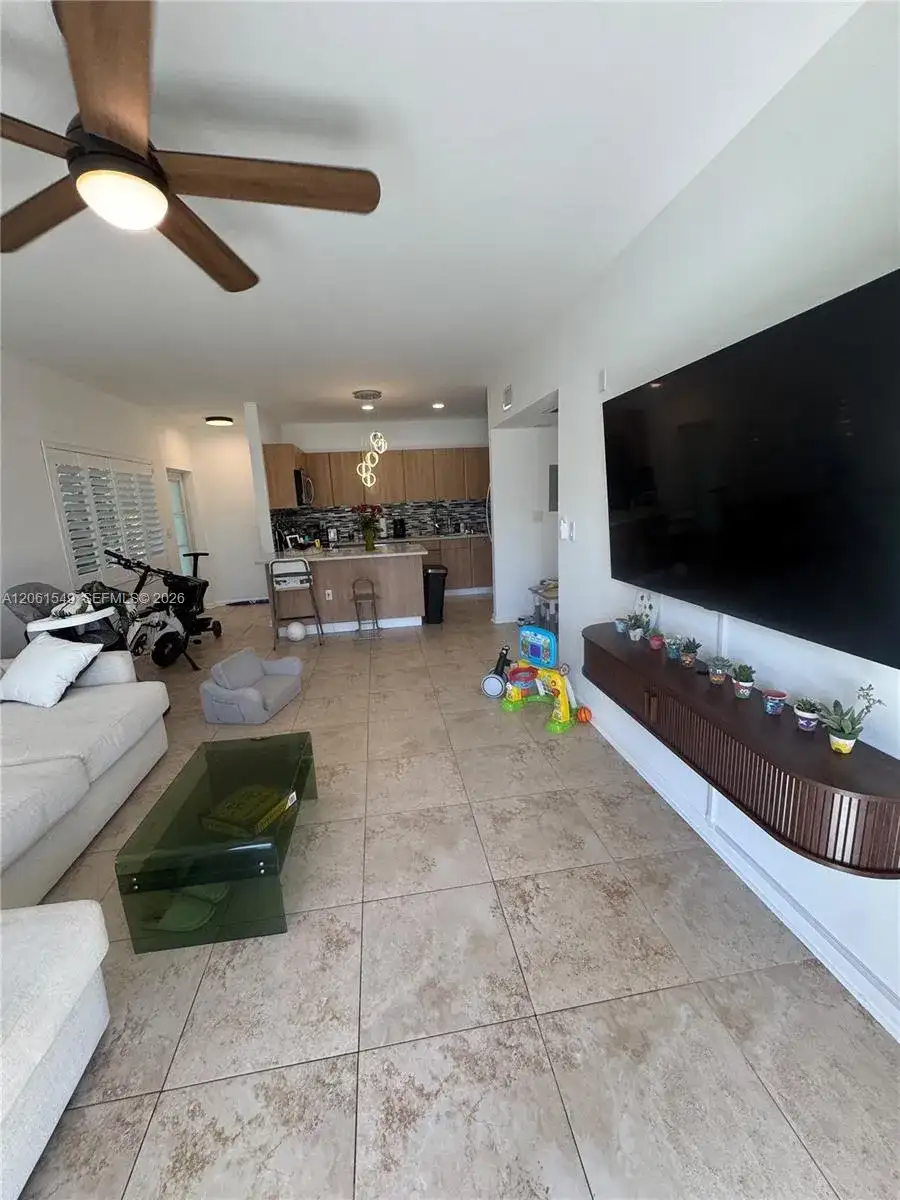 6905 Bay Dr # 16, Miami Beach FL 33141 photo 4