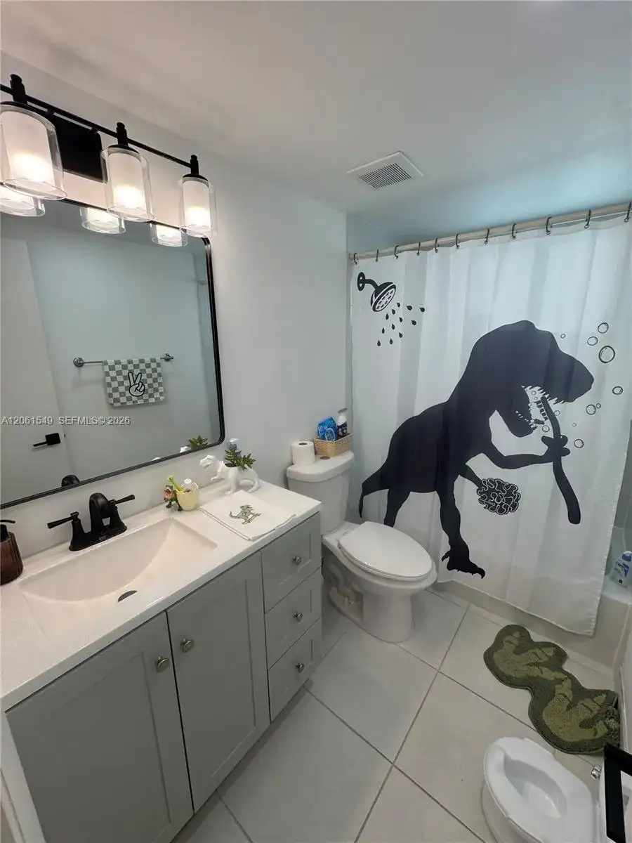 6905 Bay Dr # 16, Miami Beach FL 33141 photo 5