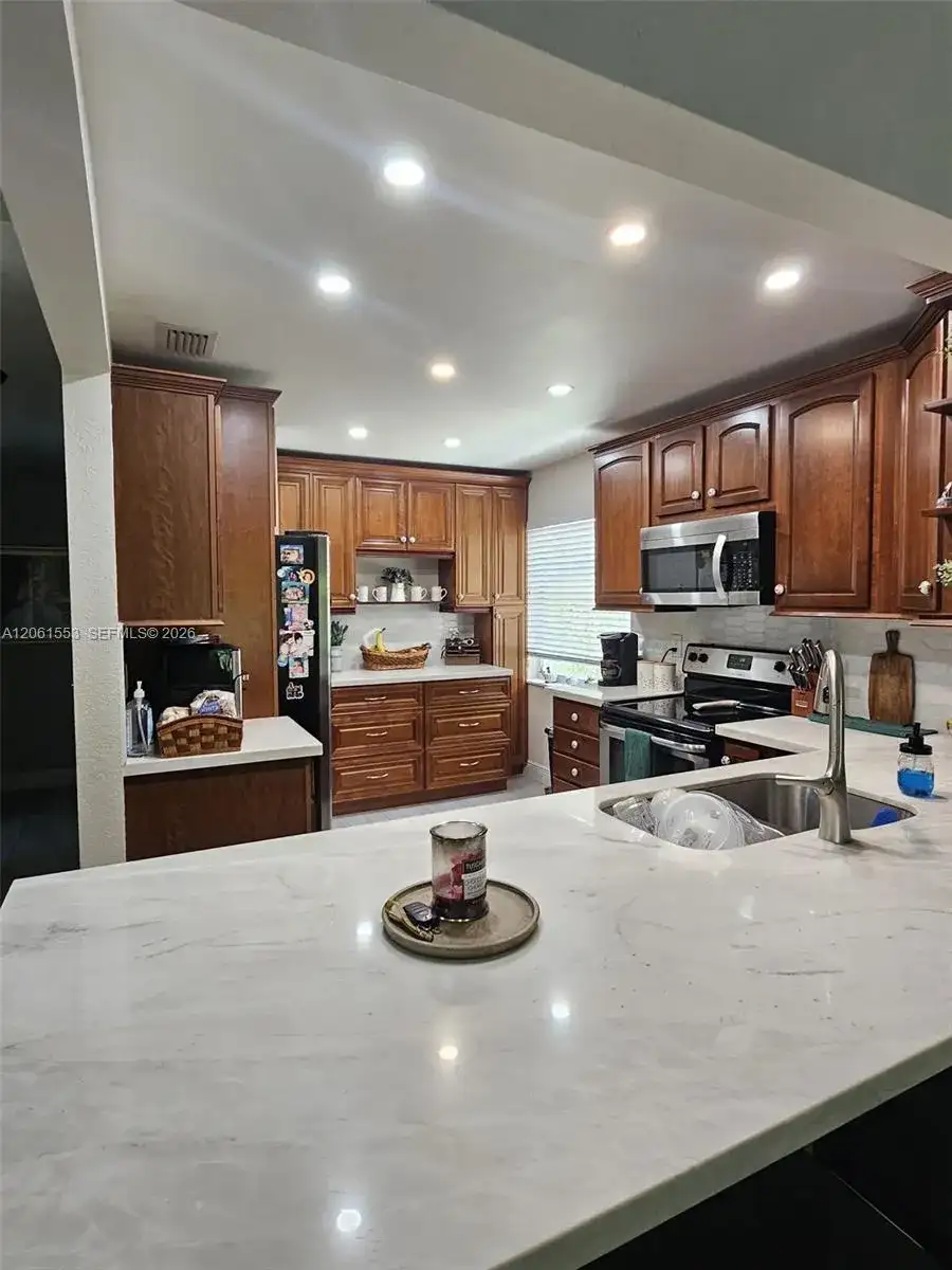 17728 SW 20th St, Miramar FL 33029 photo 5