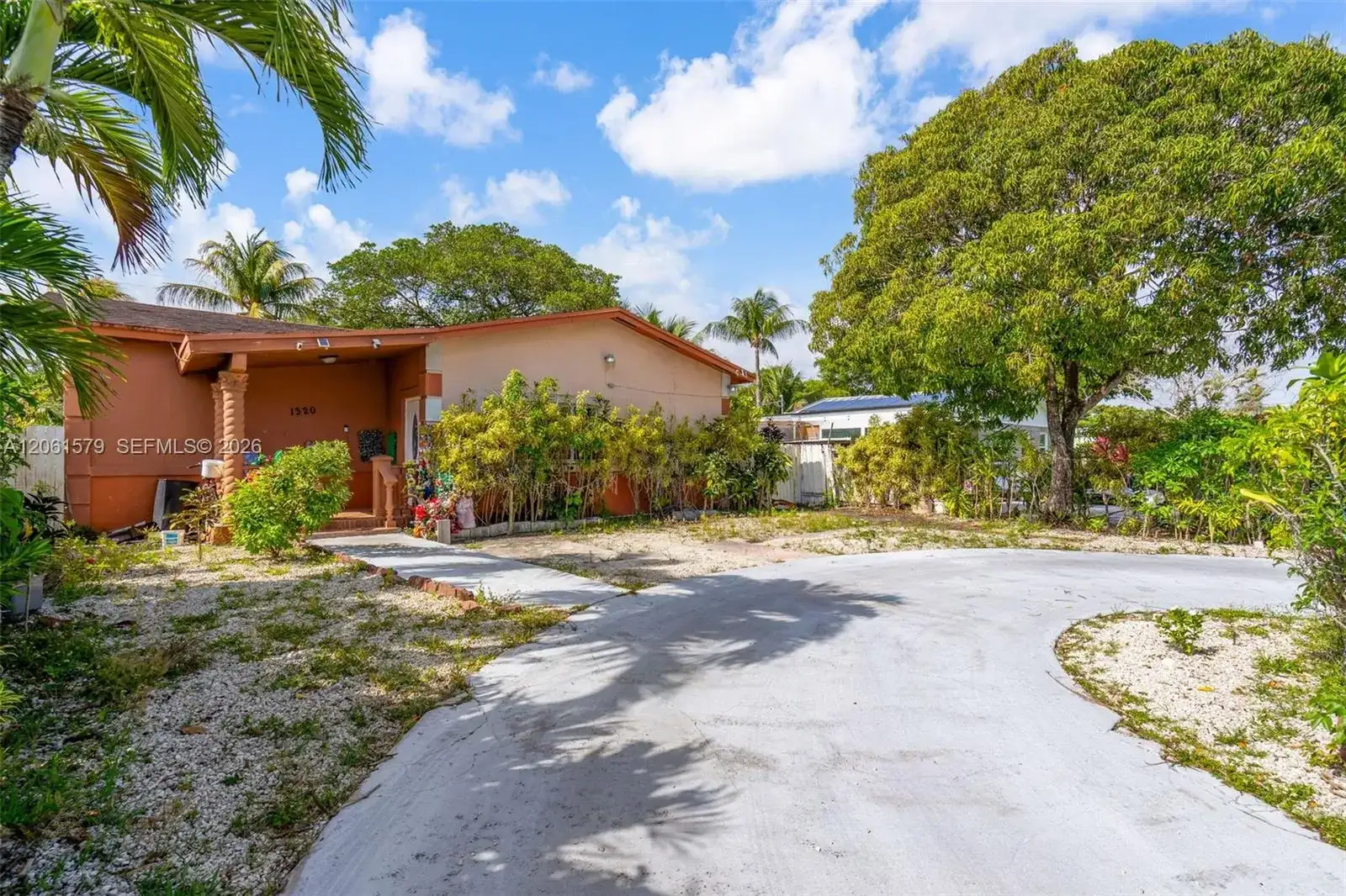 1320 NE 135th St, North Miami FL 33161 photo 3