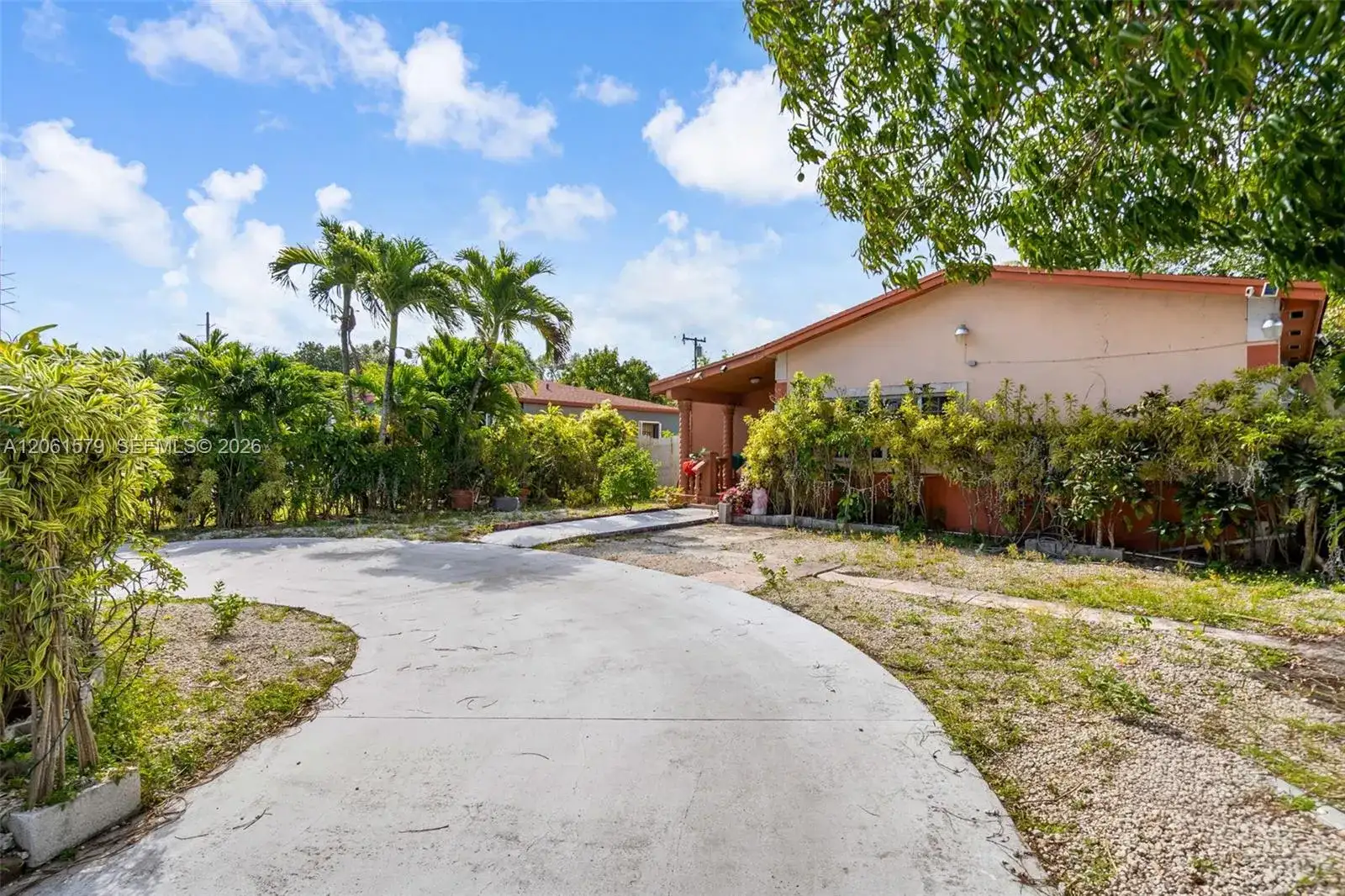 1320 NE 135th St, North Miami FL 33161 photo 4