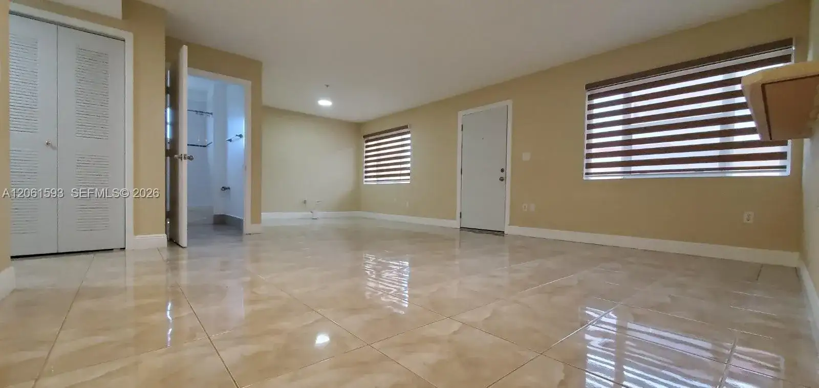 1627 NW 18th St # 310, Miami FL 33125 photo 2
