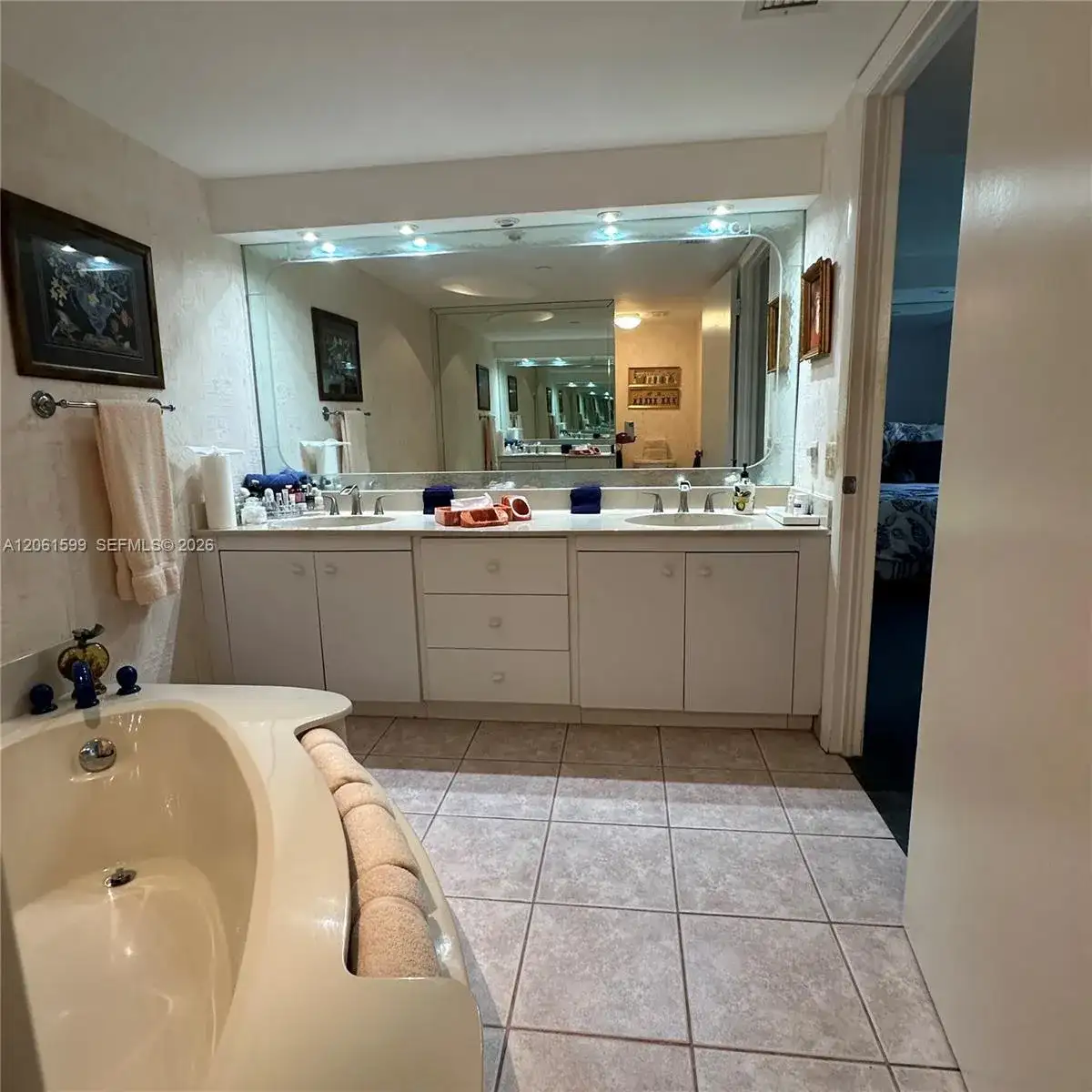 4000 Towerside Ter # 2107, Miami FL 33138 photo 5
