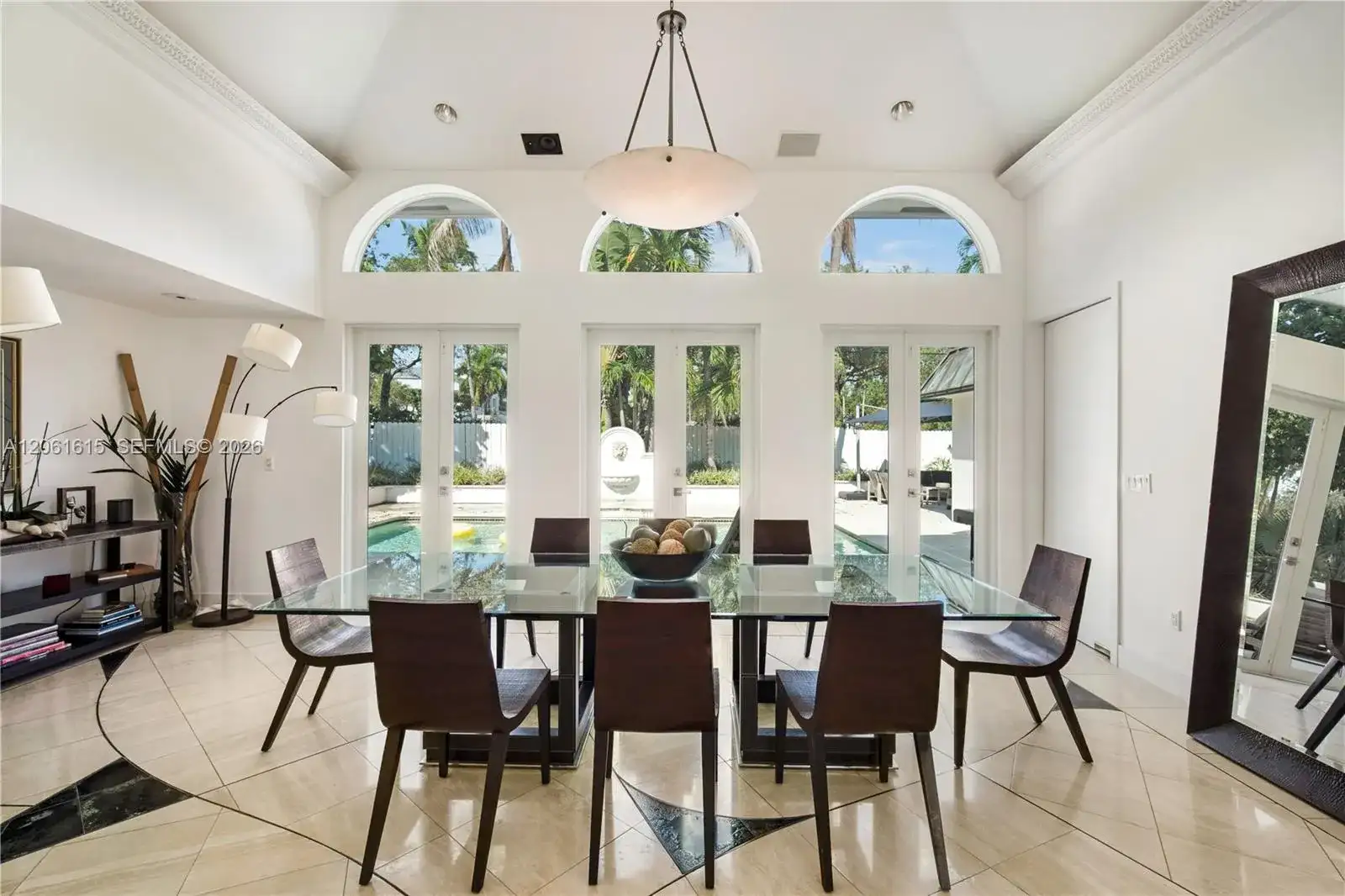 324 Caribbean Rd, Key Biscayne FL 33149 photo 2
