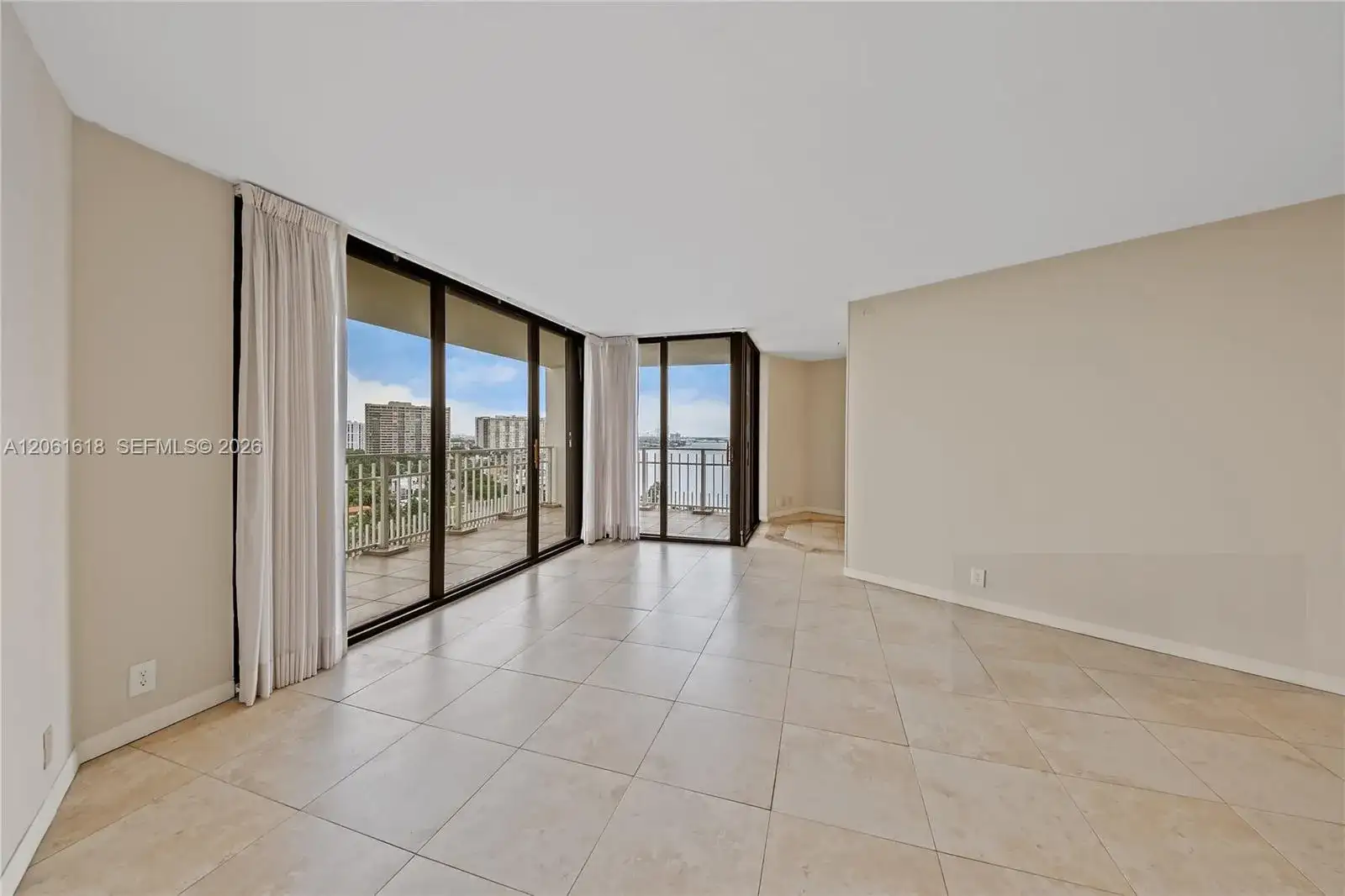 4000 Towerside Ter # 1405, Miami FL 33138 photo 2