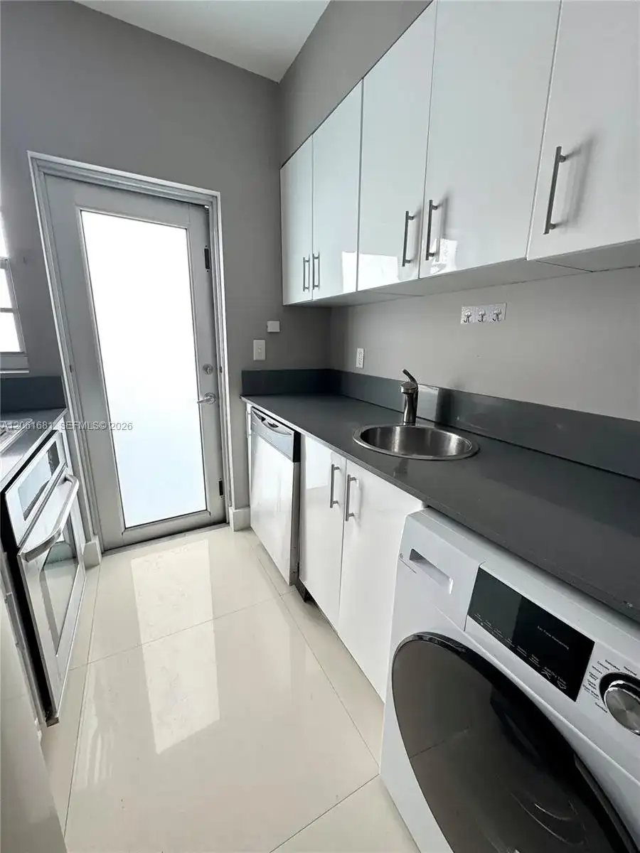1604 Drexel Ave # 107, Miami Beach FL 33139 photo 3