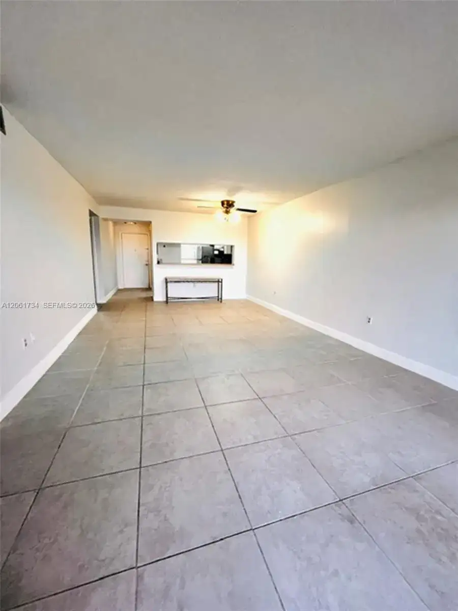 10145 NW 9th St Cir # 505, Miami FL 33172 photo 4