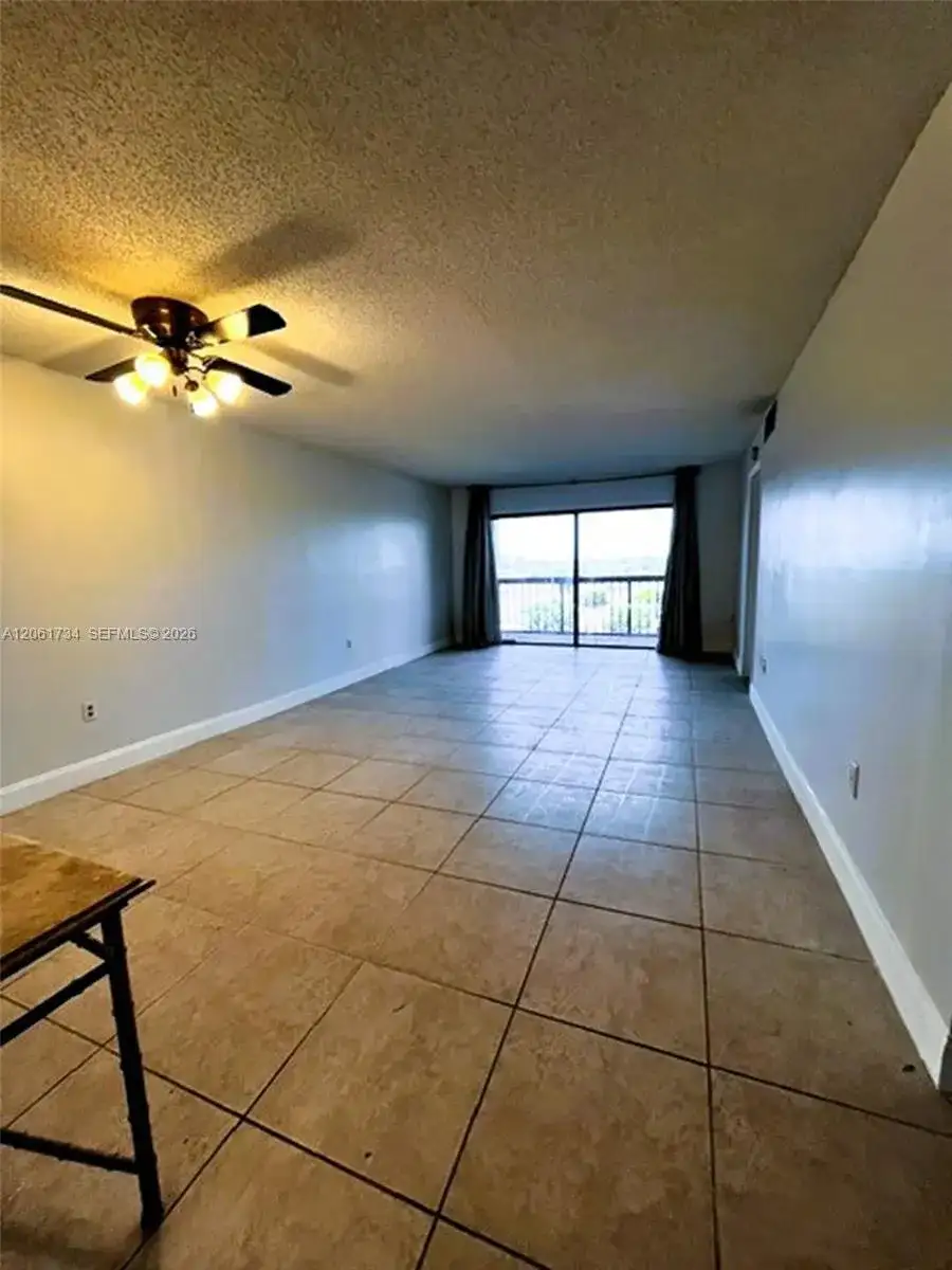 10145 NW 9th St Cir # 505, Miami FL 33172 photo 5