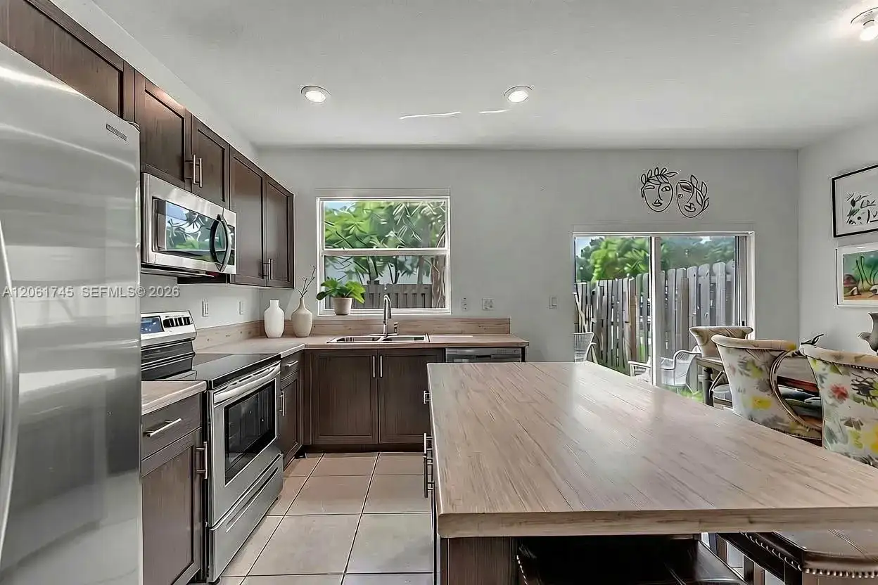 2660 SE 15th St, Homestead FL 33035 photo 3