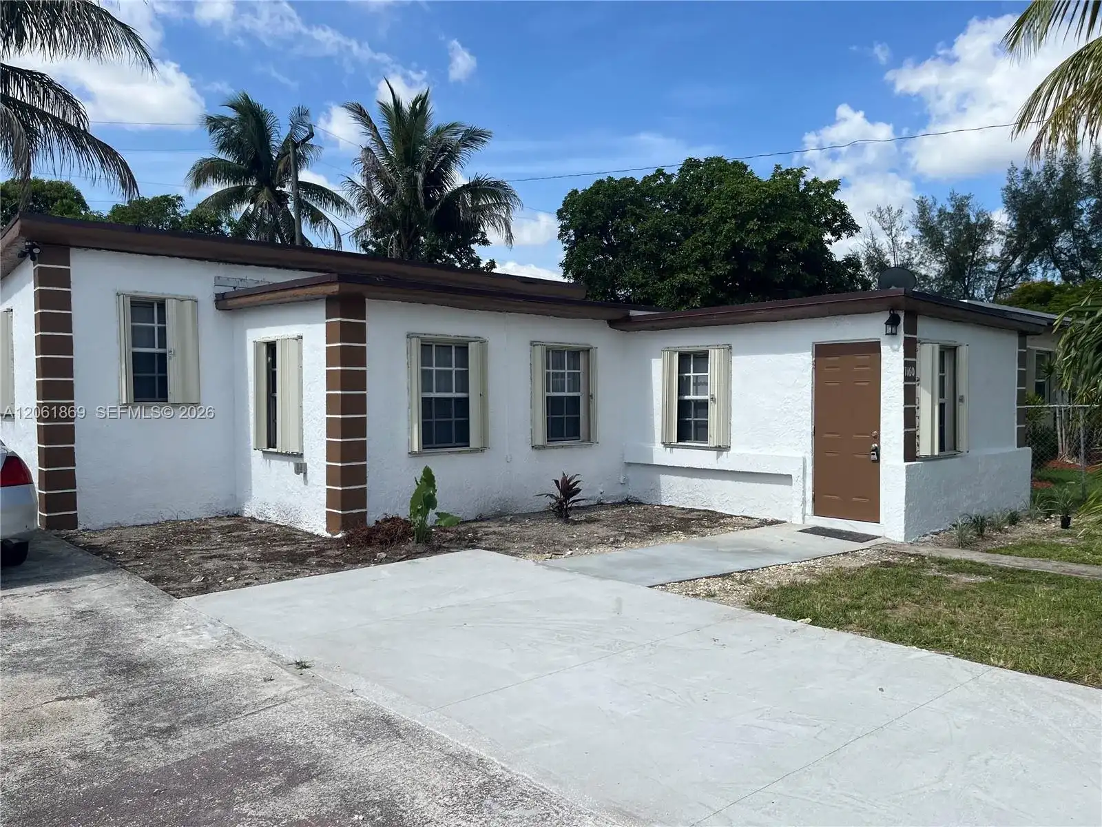 1160 NW 105th St, Miami FL 33150 photo 3
