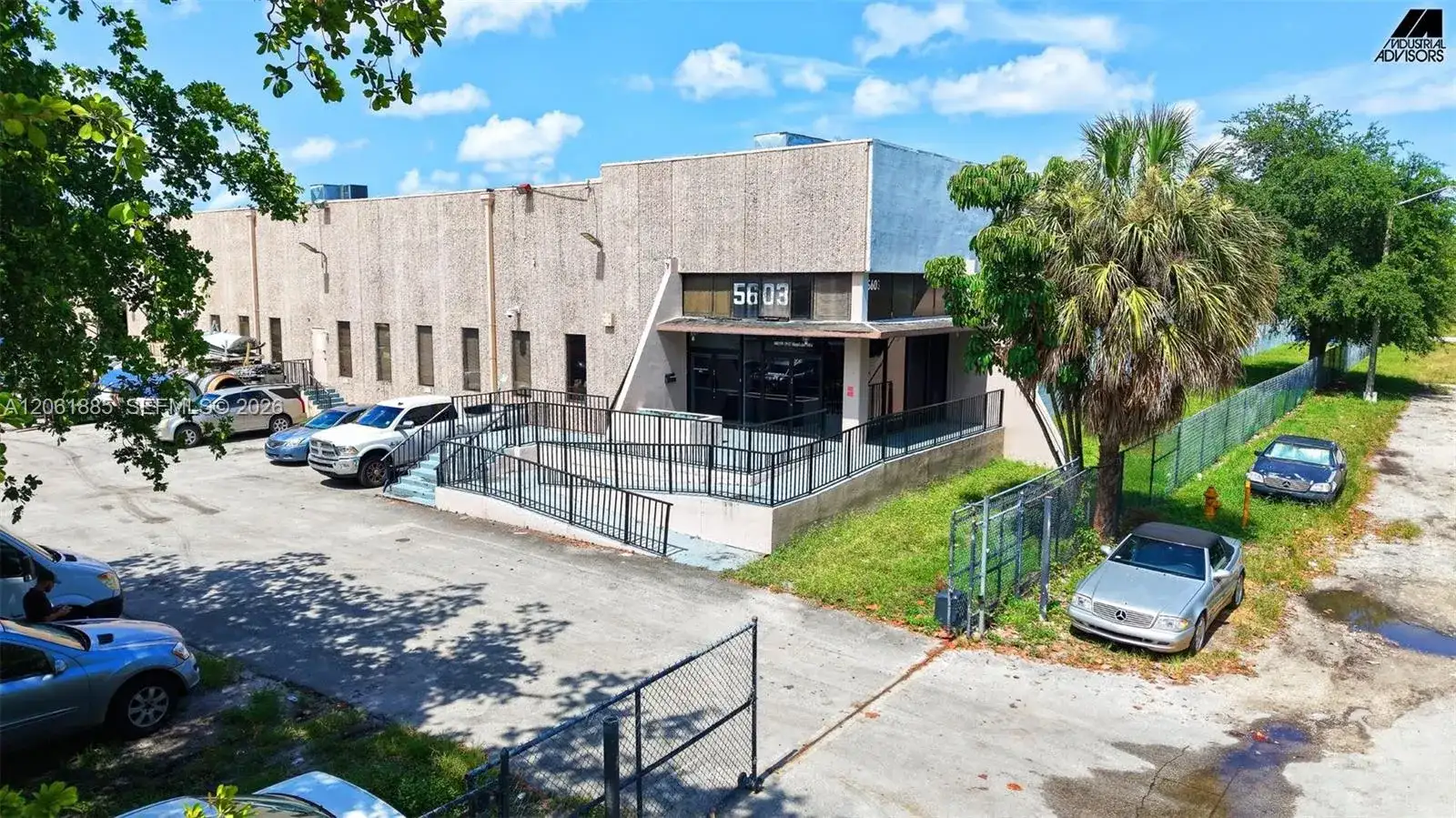 5603 NW 159th St, Miami Gardens FL 33014 photo 2