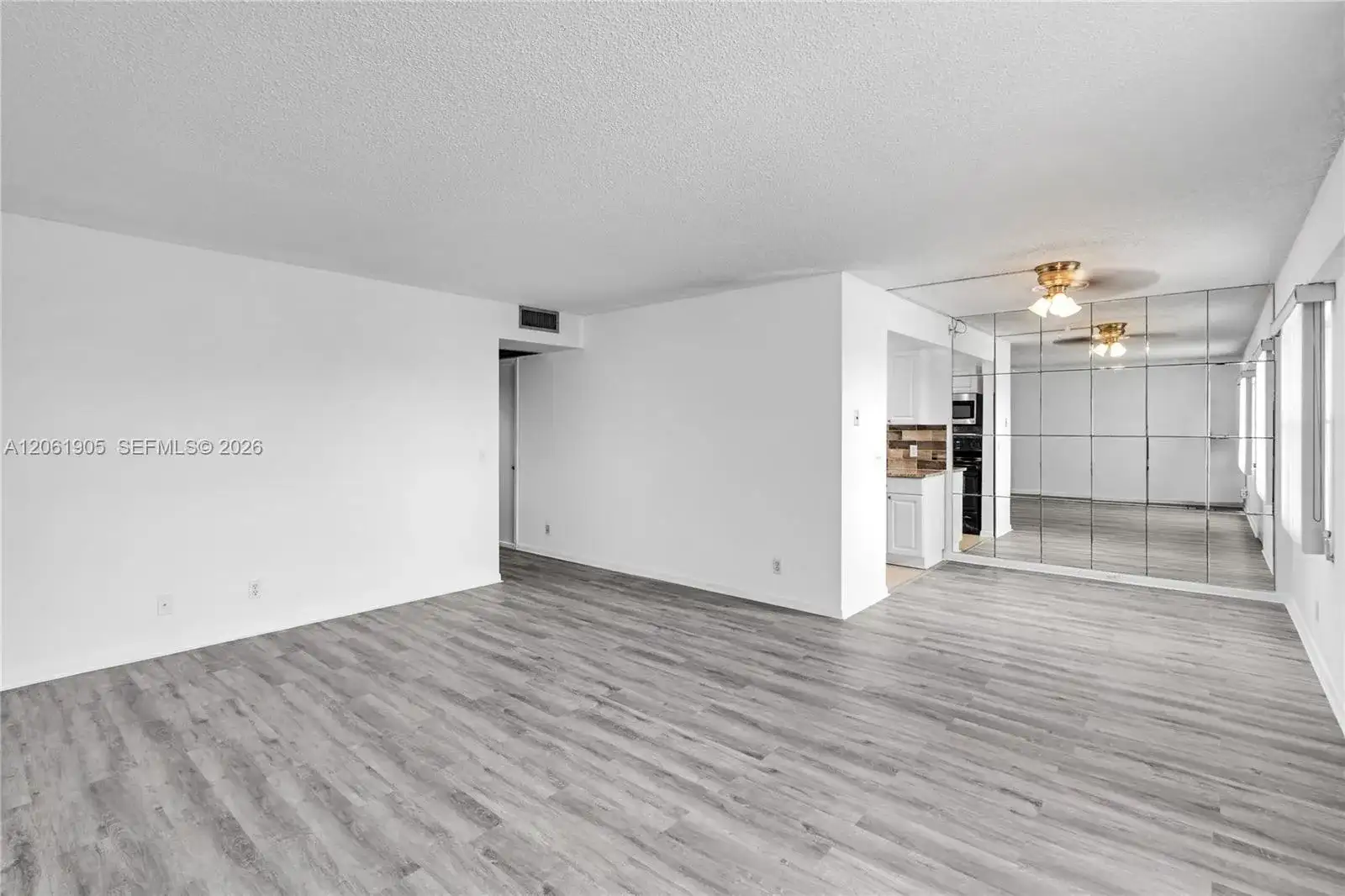 300 SW 134th Way # 413E, Pembroke Pines FL 33027 photo 4