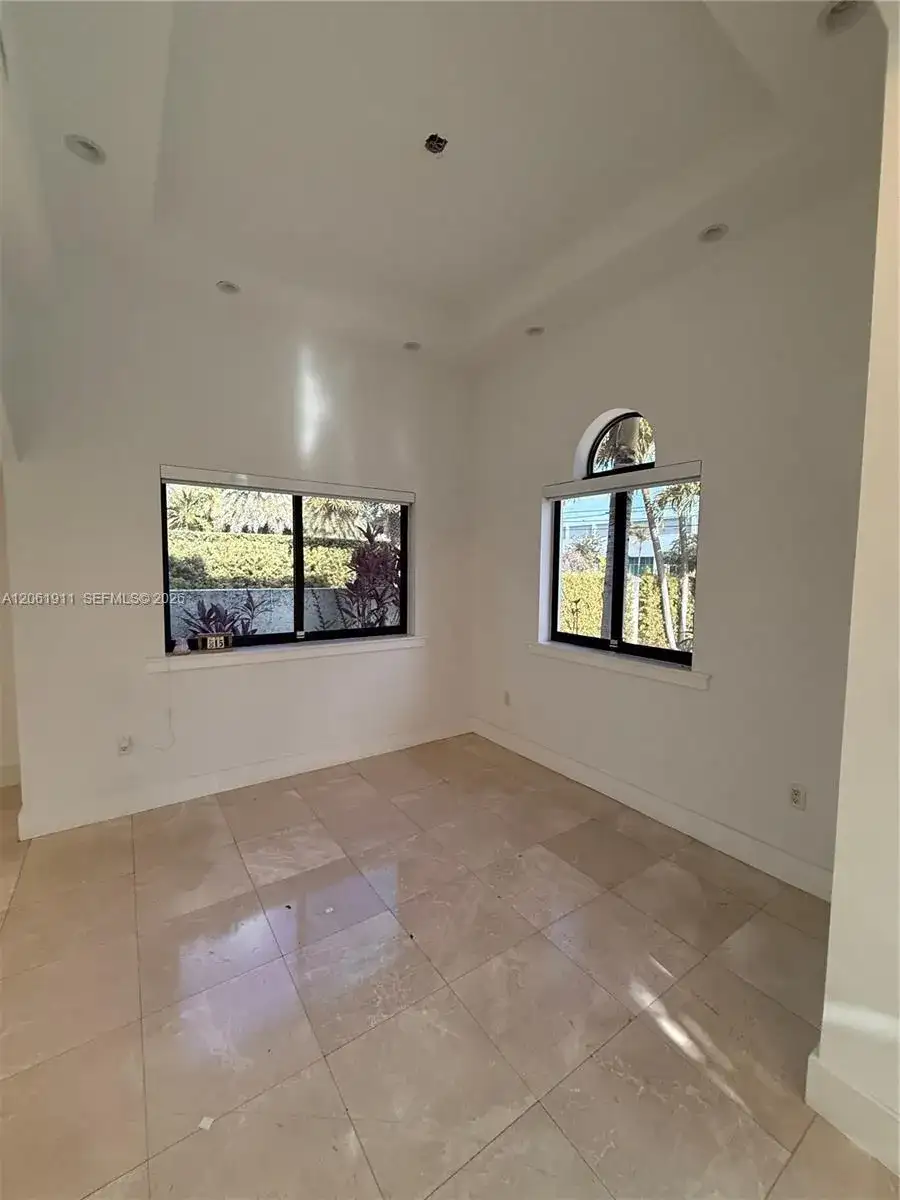 8881 SW 28th St # 0, Miami FL 33165 photo 5