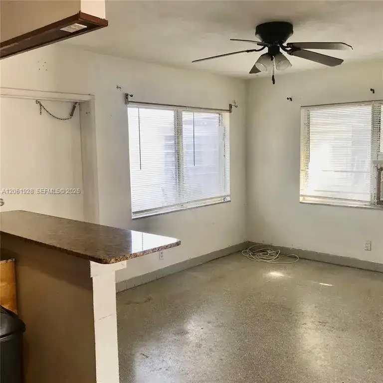 3477 NE 13th Ave # B, Oakland Park FL 33334 photo 2