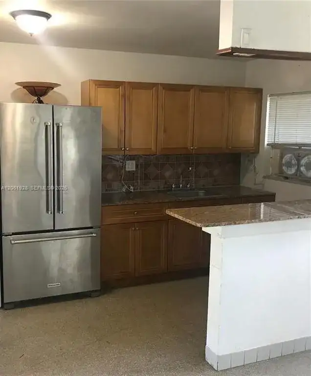 3477 NE 13th Ave # B, Oakland Park FL 33334 photo 4