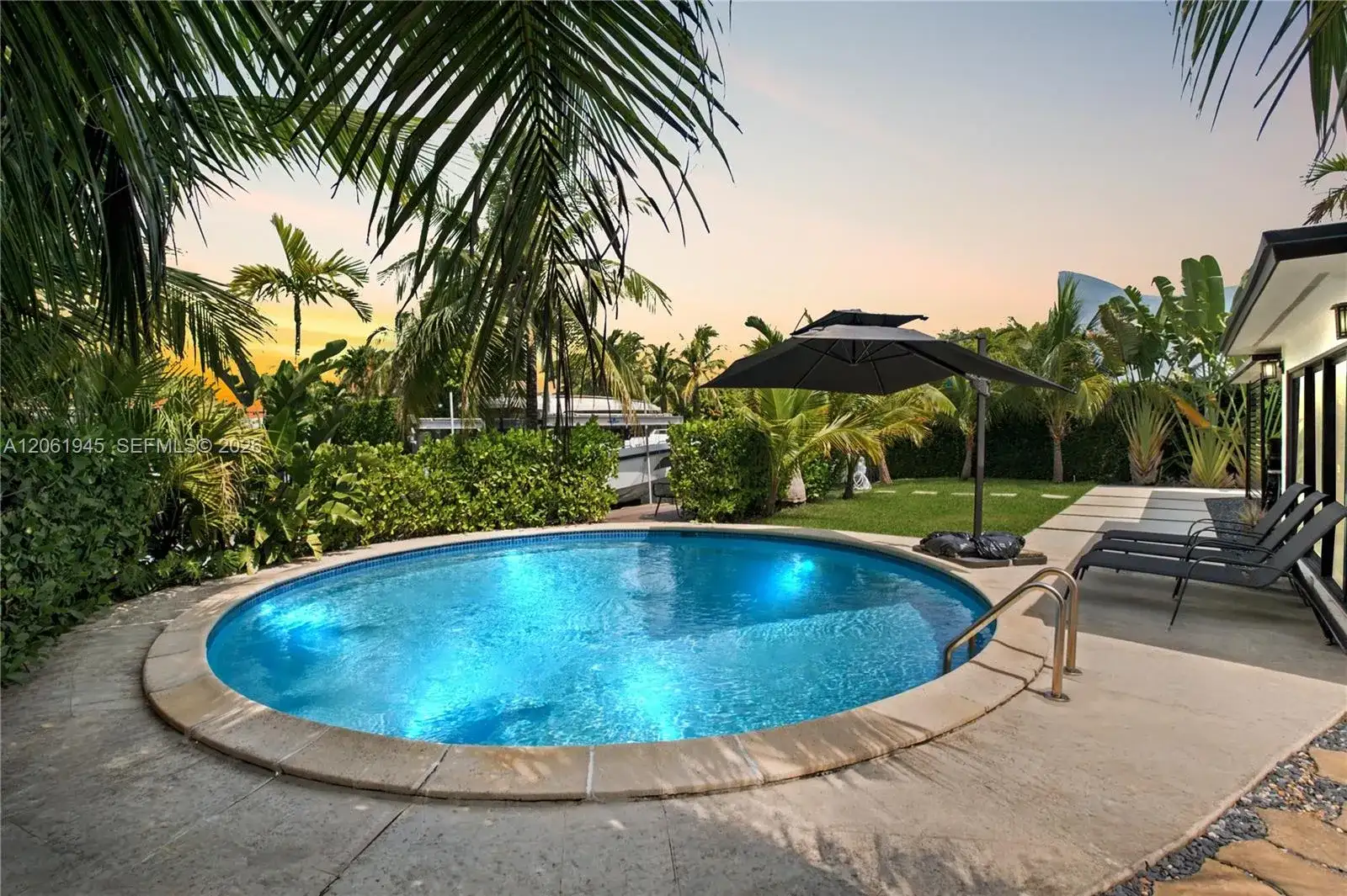 12906 Cherry Rd, North Miami FL 33181 photo 3