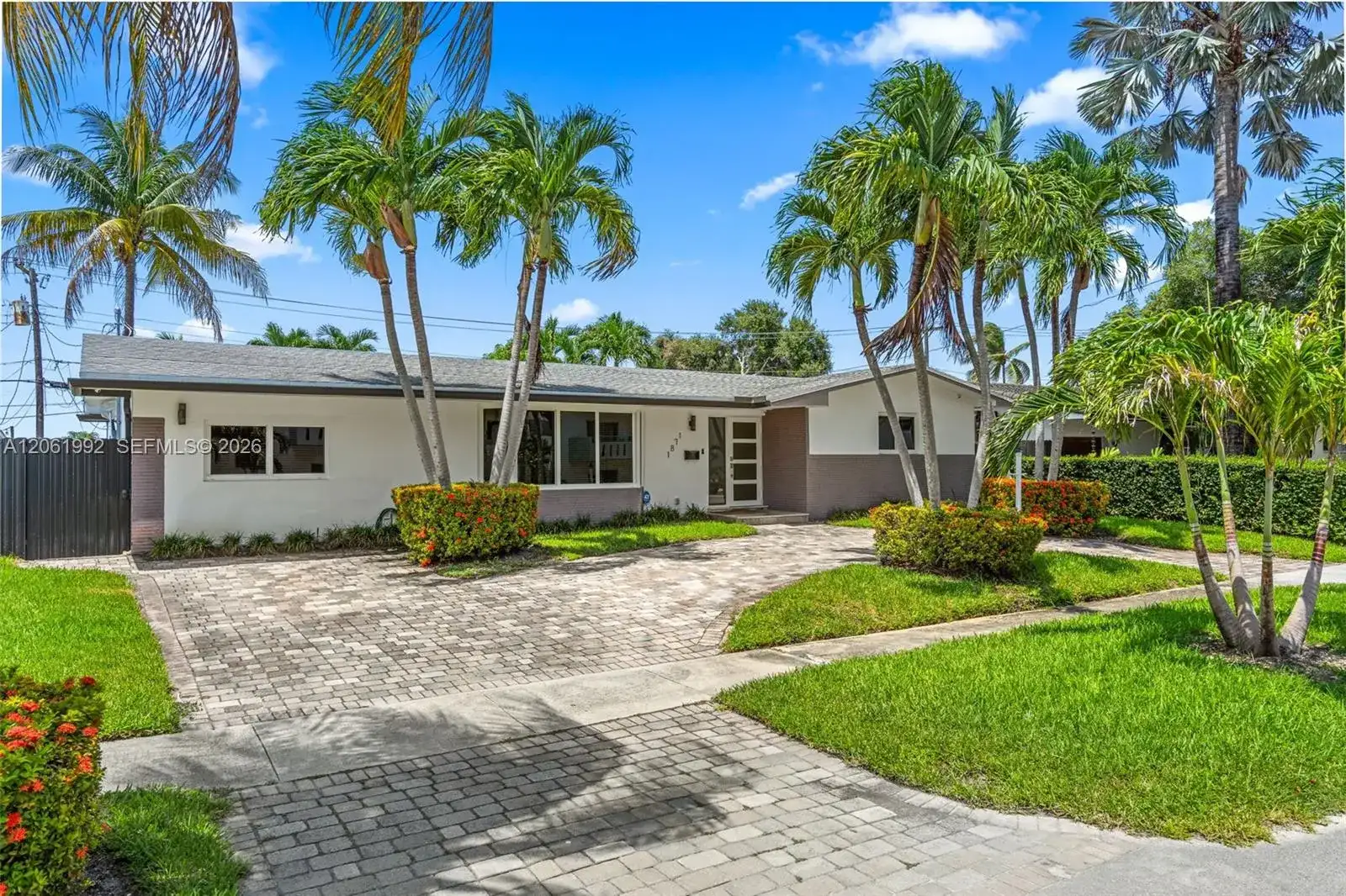 1871 NE 186th St, North Miami Beach FL 33179 photo 3