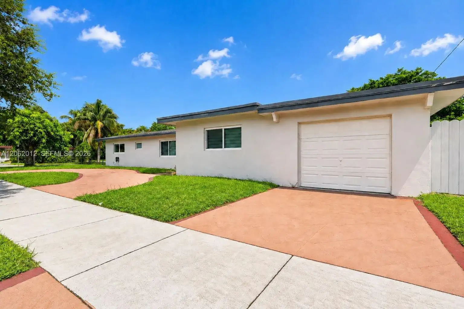 17200 NE 15th Ave, North Miami Beach FL 33162 photo 4