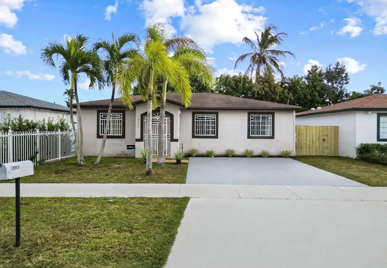 28901 SW 150th PL, Homestead FL 33033 photo 2