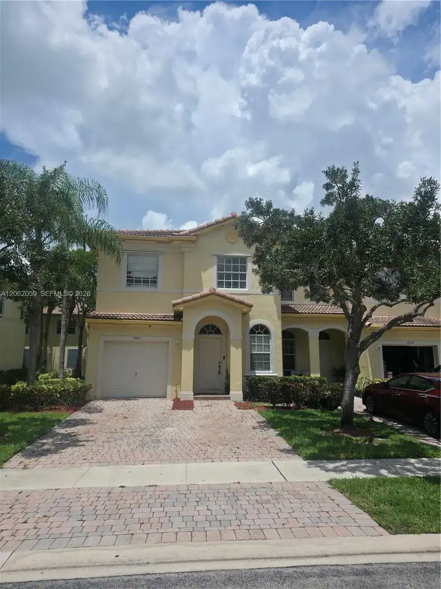 2584 SW 84th Ter # 101, Miramar FL 33025 photo 2