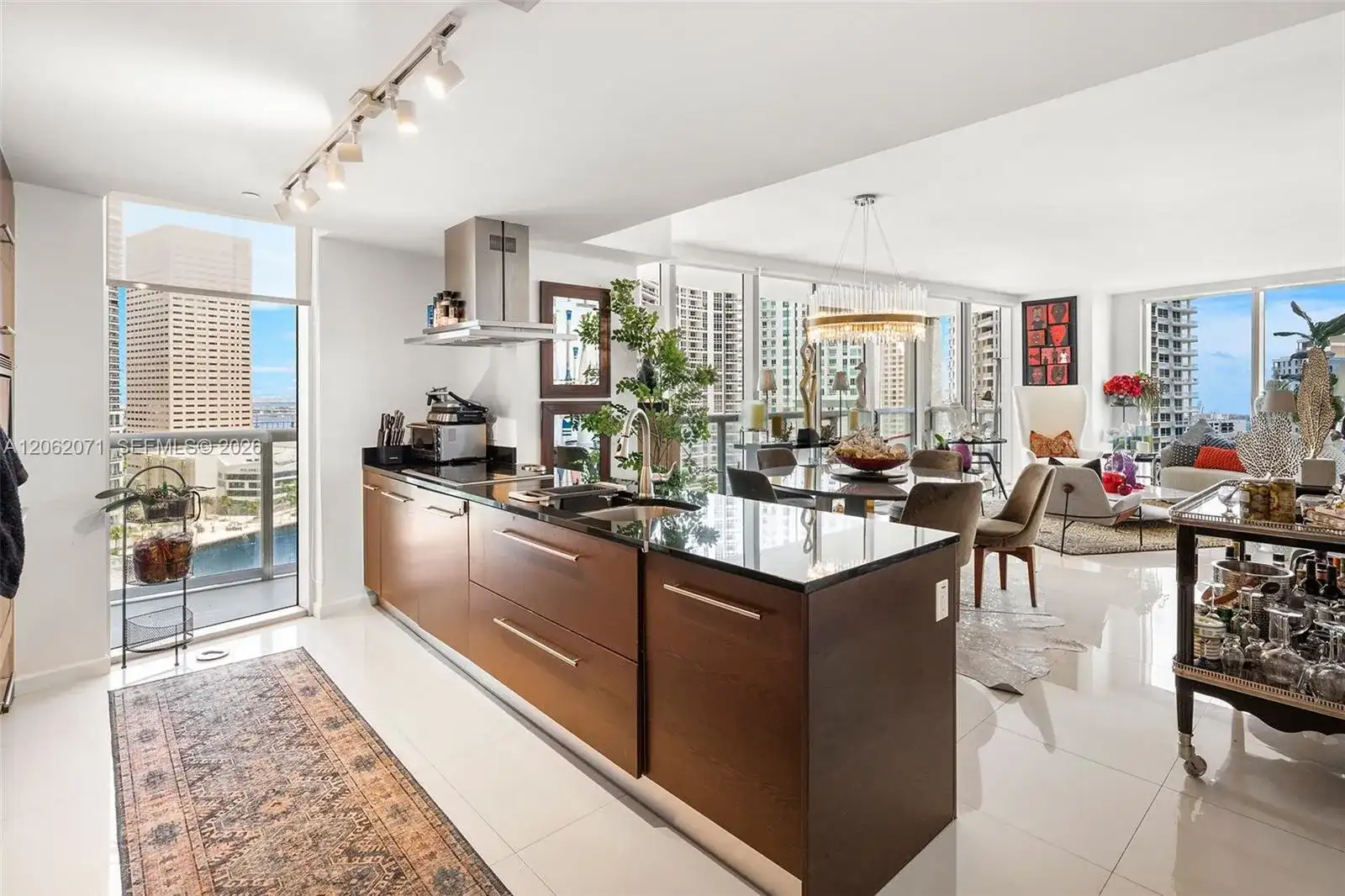 495 Brickell Ave # 1802, Miami FL 33131 photo 2