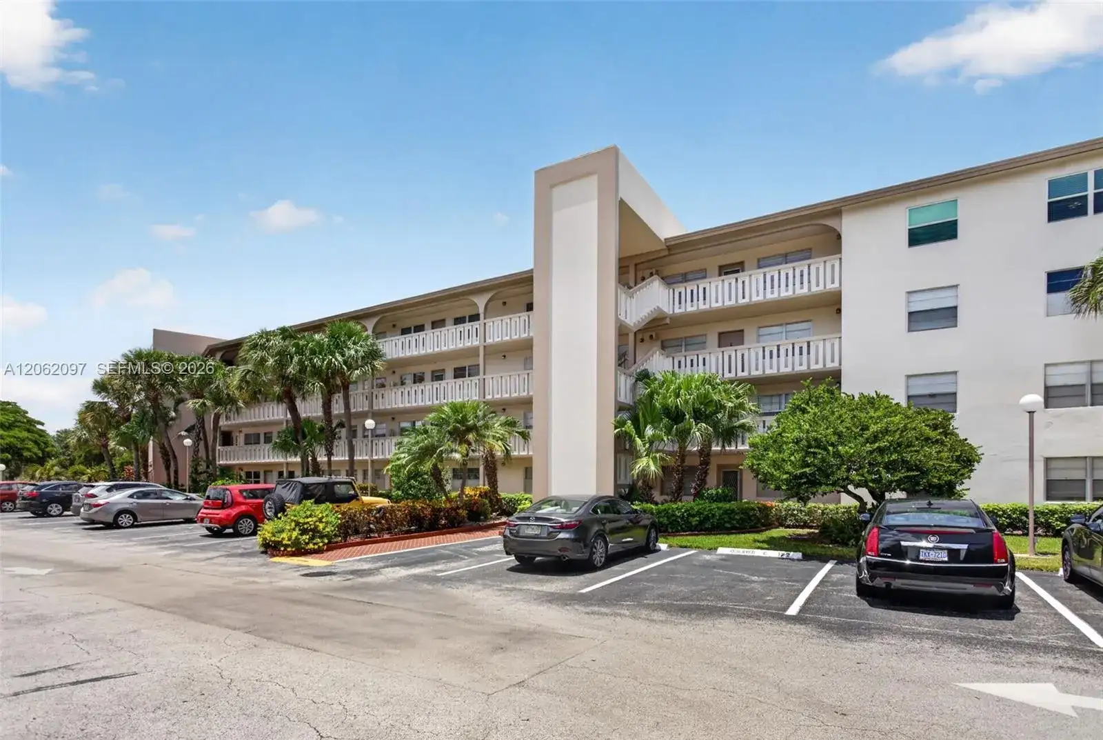 1903 Bermuda Cir # D2, Coconut Creek FL 33066 photo 2