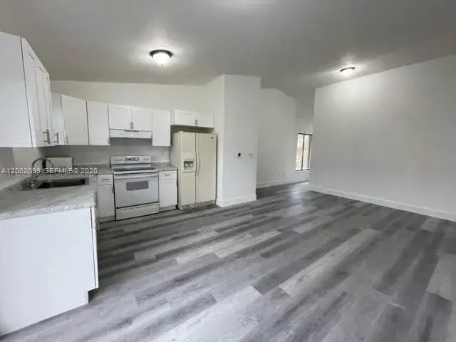 28393 SW 140th Pl, Homestead FL 33033 photo 5
