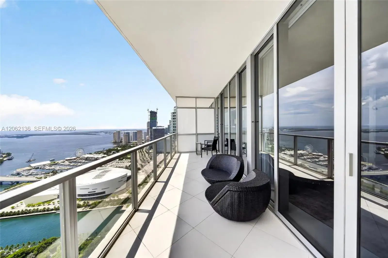 1100 Biscayne Blvd # 5502, Miami FL 33132 photo 2