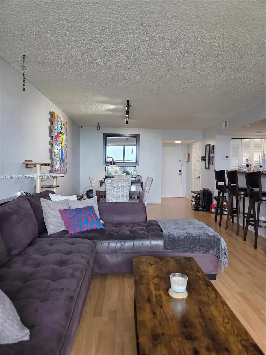 200 Leslie Dr # 1029, Hallandale Beach FL 33009 photo 5