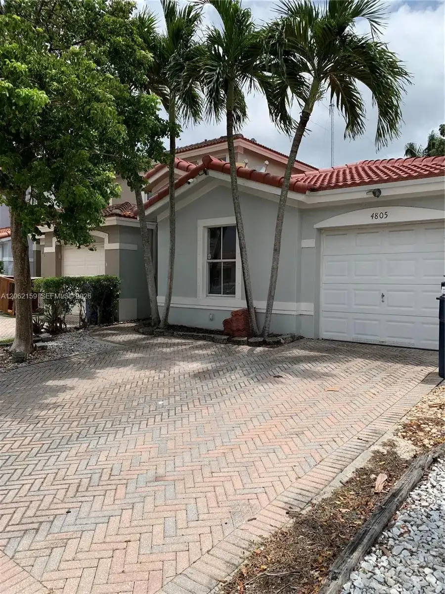 4805 SW 163rd Pl # 0, Miami FL 33185 photo 2